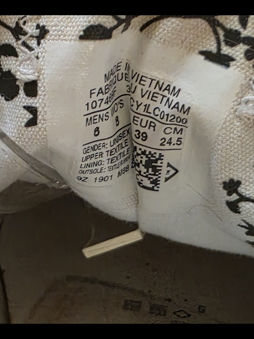 Converse Womans Black and White Low-Top Canvas Sneakers Decorative Double Tongue - Picture 5 of 8